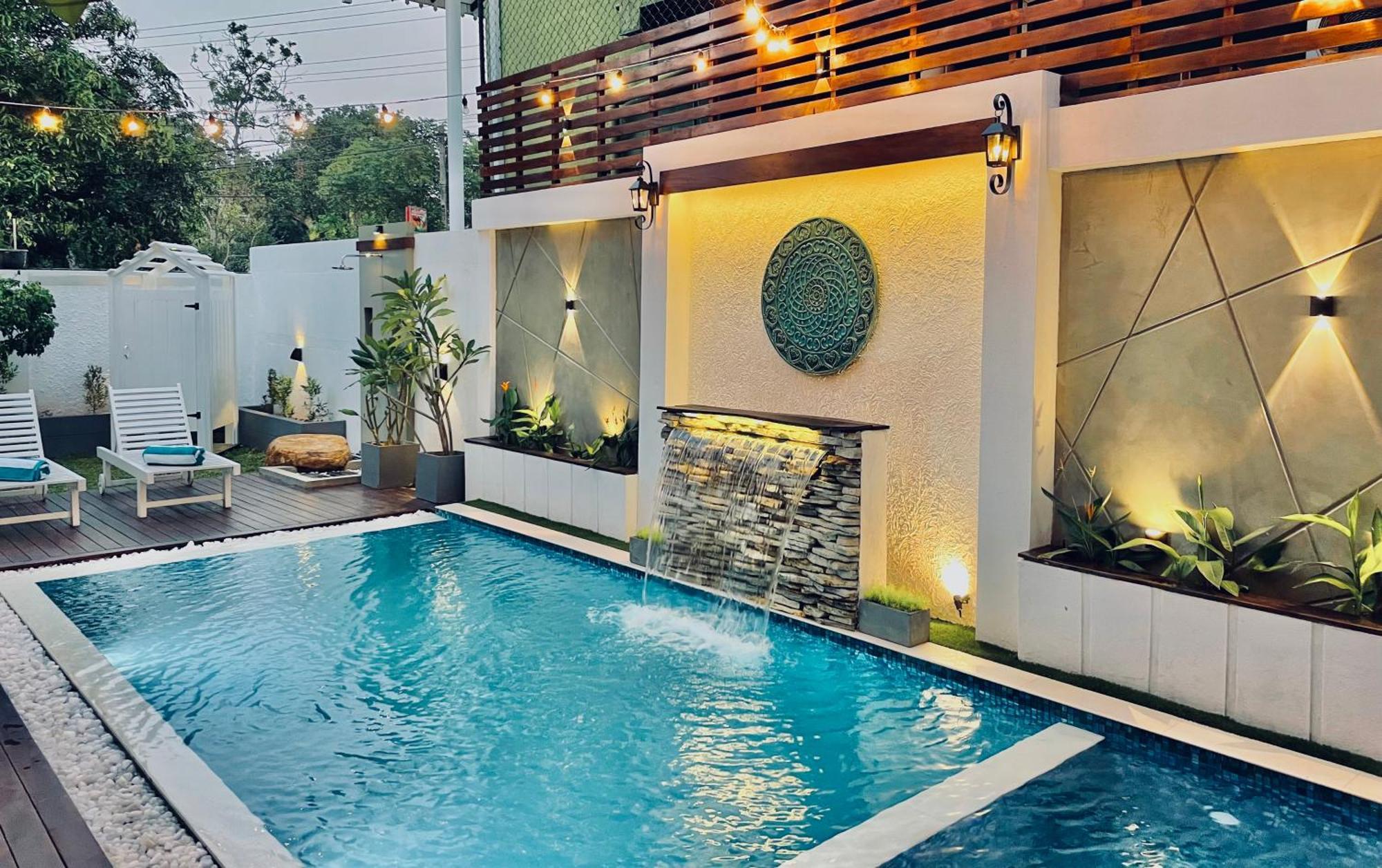 8 Plus Motels Negombo Exterior photo